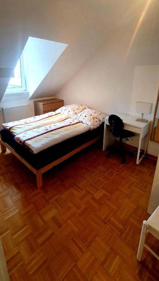 Privat Zimmer In Bad Homburg Bei Kurhaus Bad Homburg vor der Höhe Esterno foto